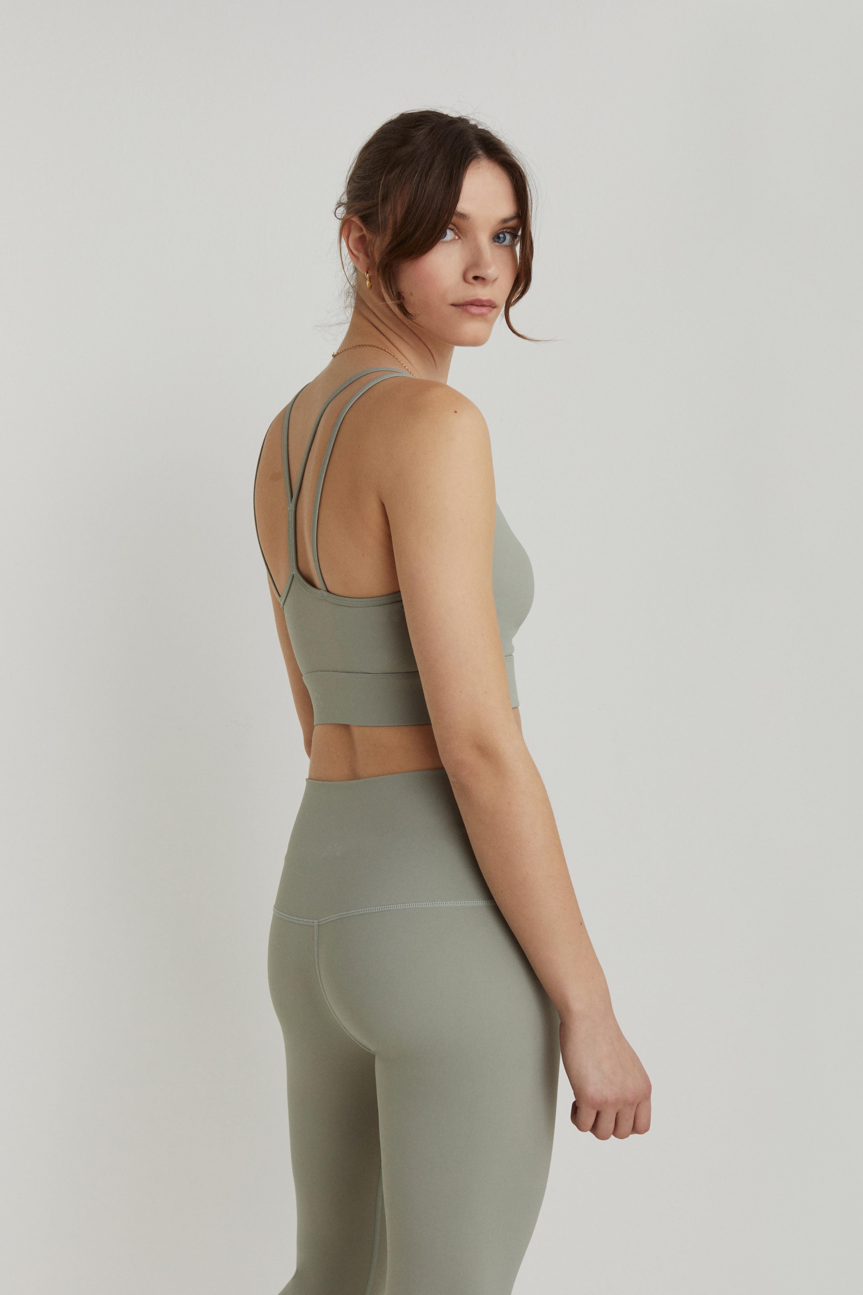 WOMEN'S YOGA | Alo Yoga