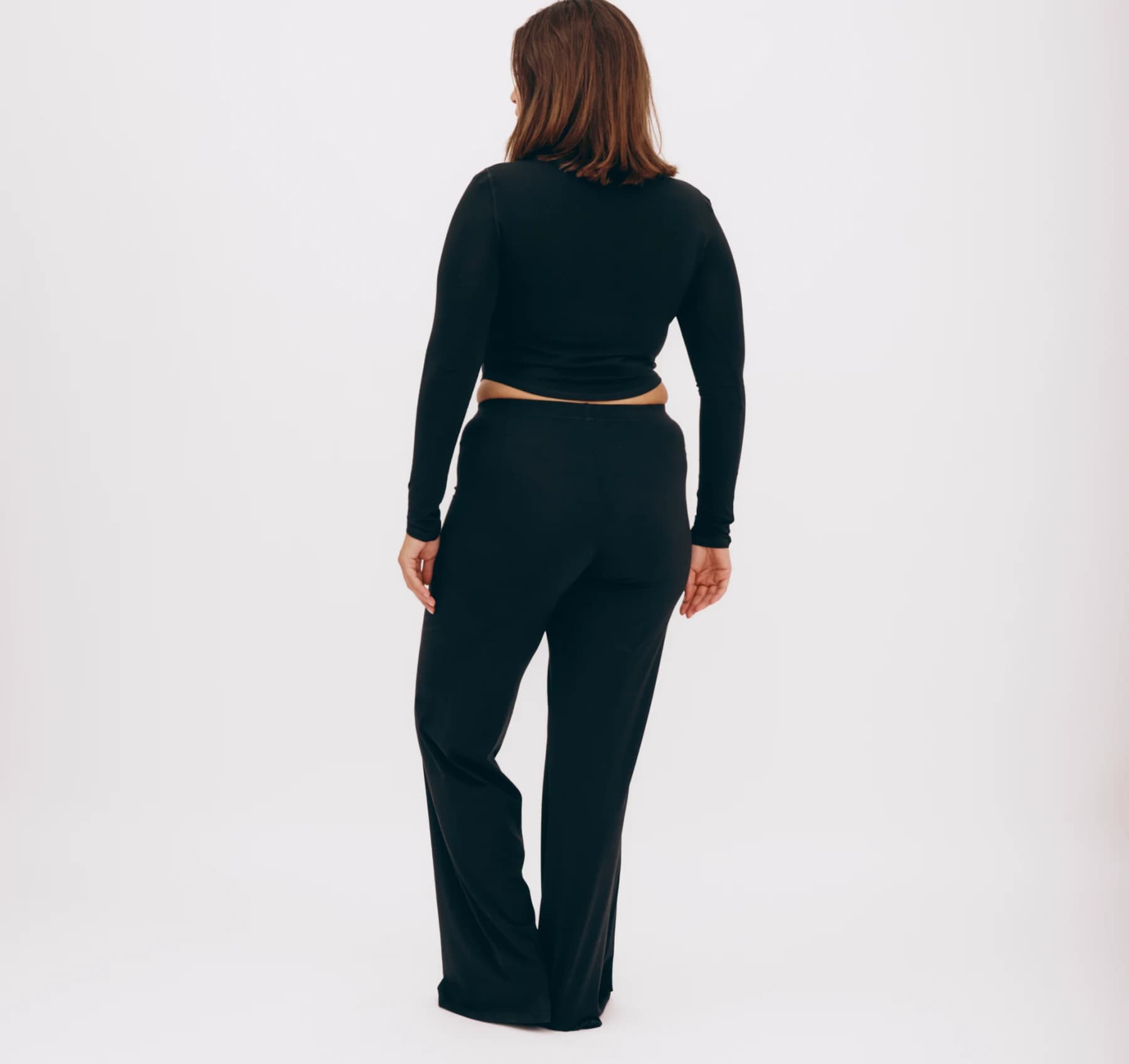 Core Sport Henley Long-Sleeve Tee – WINÓW
