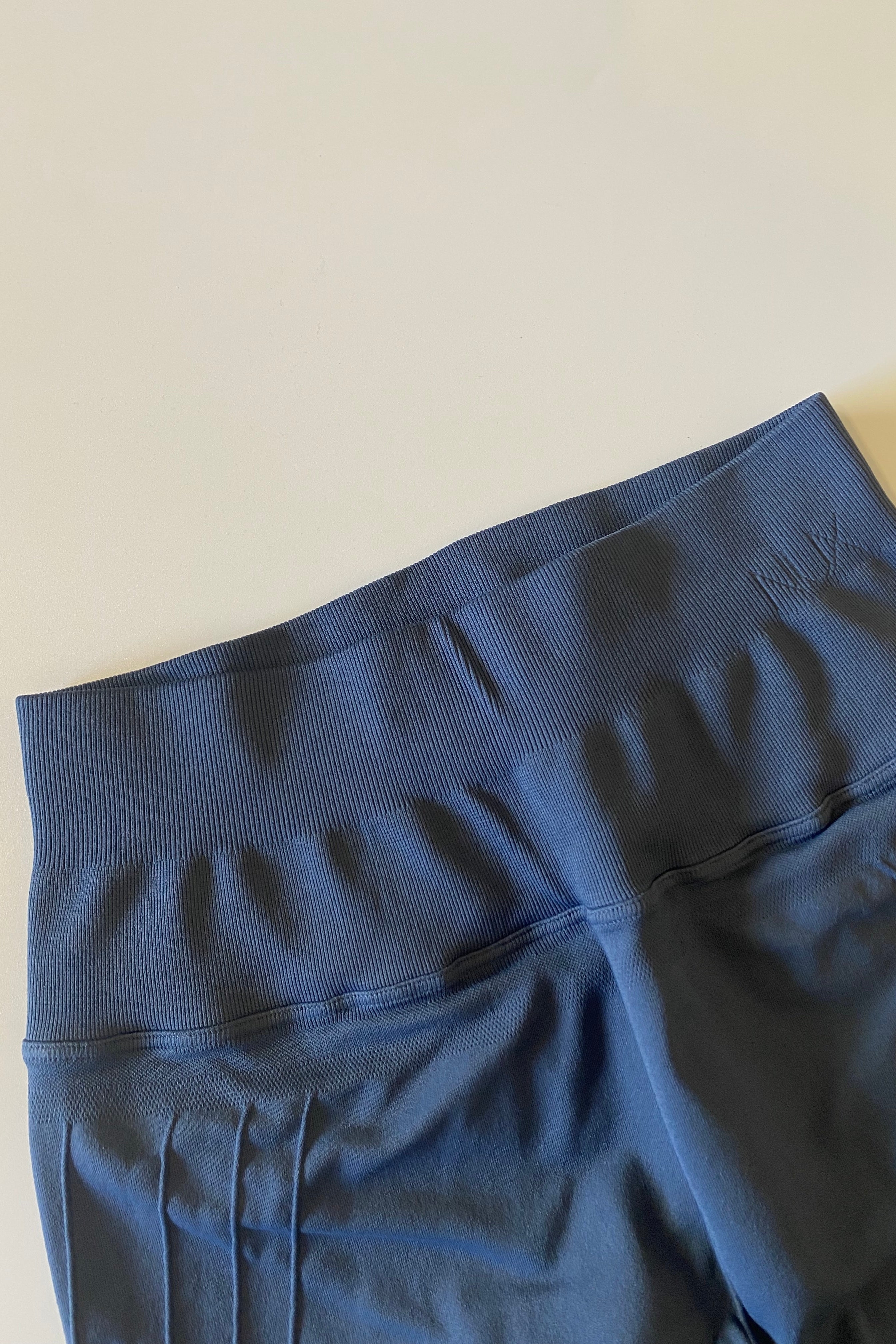 High Rise Mesa Legging -レギンス