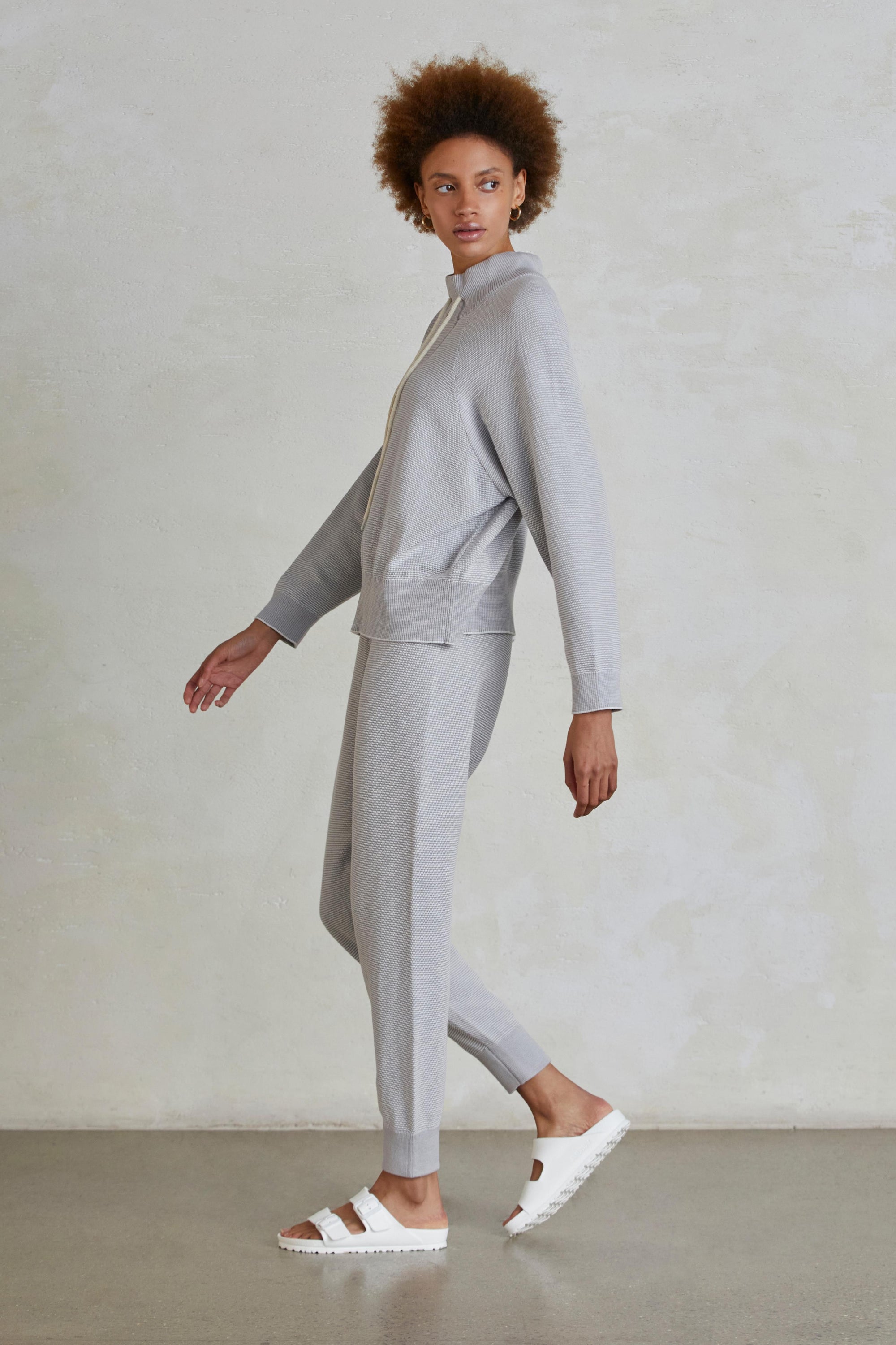 alice-sweatpants-2-09